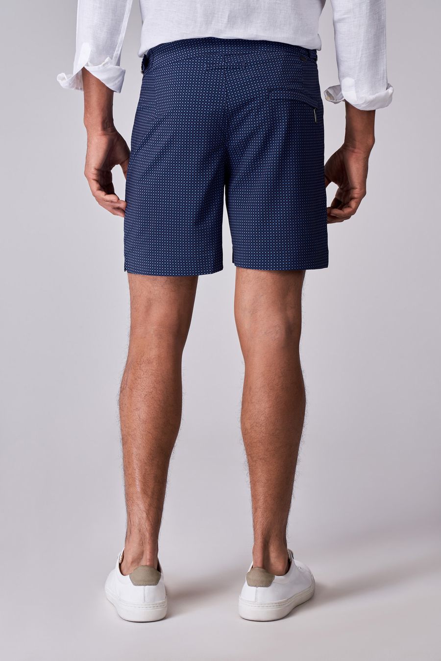 Short Capri