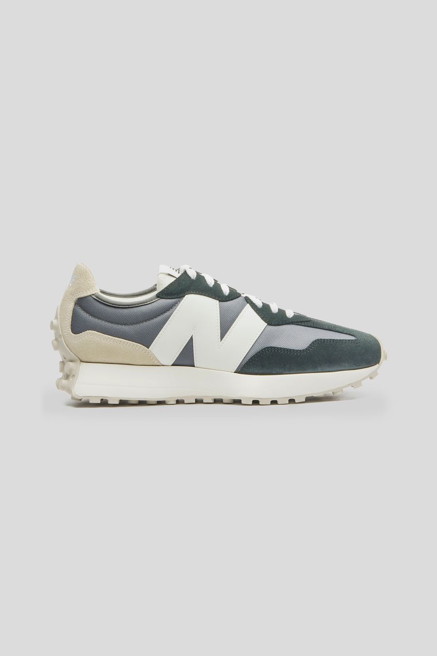 Tênis New Balance 327