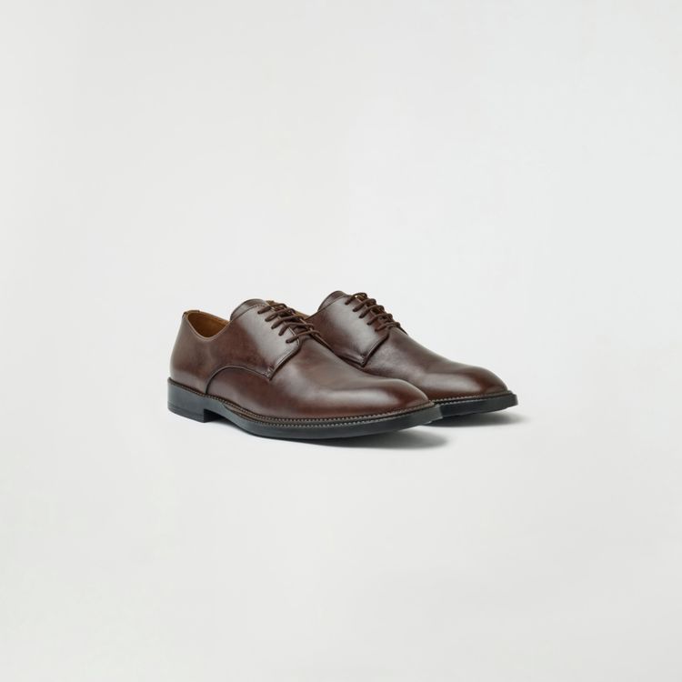 Sapato Derby City