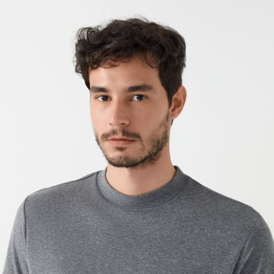 Camiseta Suedine Gola Média